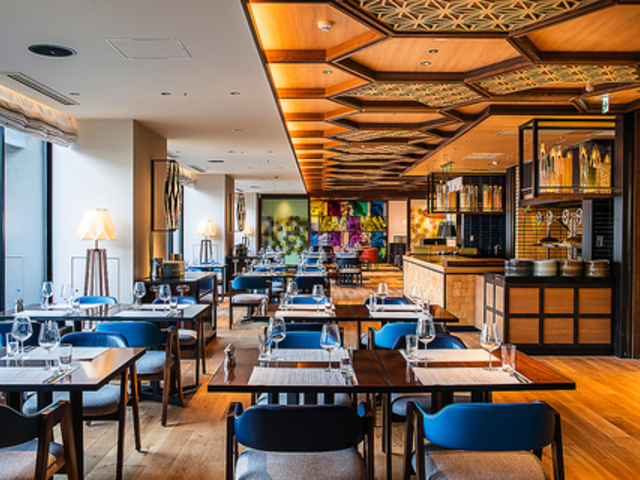 RIVERSIDE KITCHEN&BARの写真1