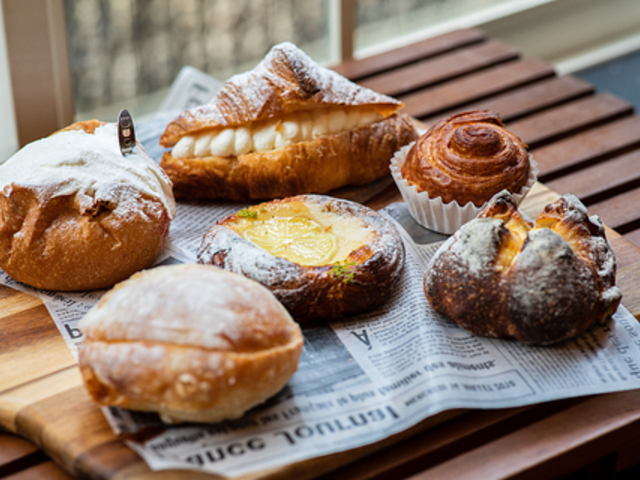 Blanc Bakery 長岡京店の写真1