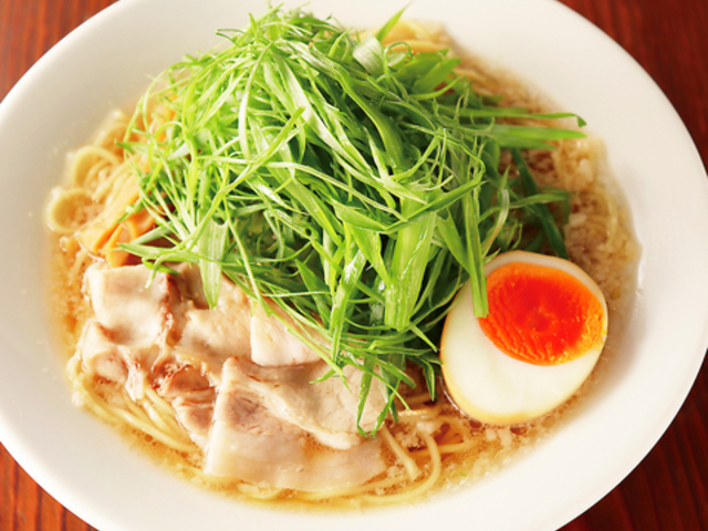 元祖熟成細麺 香来 宮崎ナナイロ店の写真1