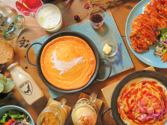 HUNGRY WOLF CAFE+EAT ハングリーウルフの写真1