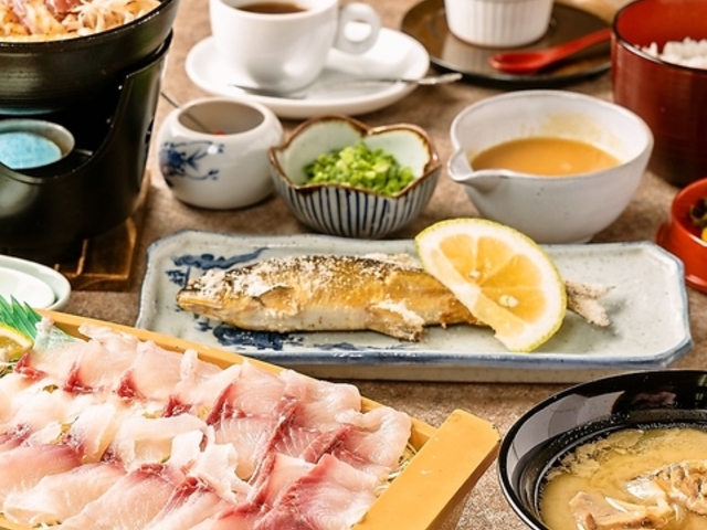 鯉しげの写真1