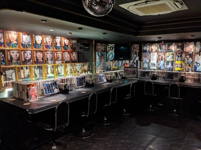 J-POPカラオケBAR 夜もヒッパレの写真1