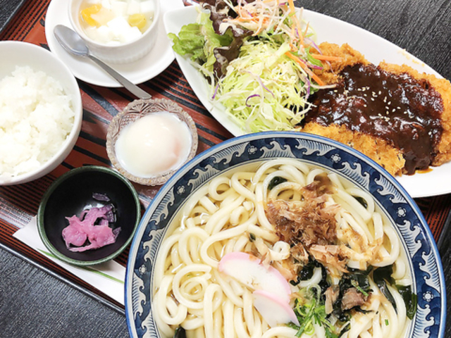 食事処葵伊保店の写真1