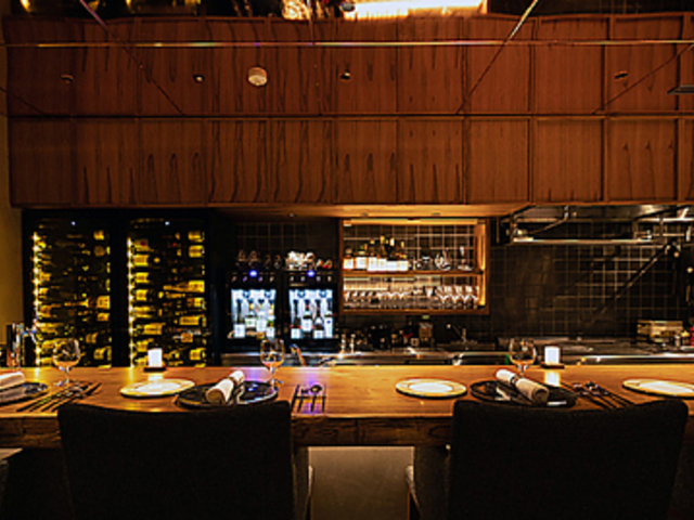 wine restaurant LE CONTEの写真1