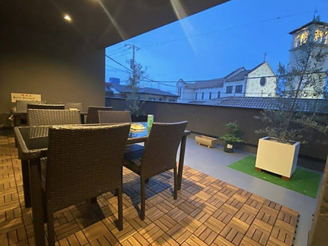 モッツダイニング Public Kitchen &Barの写真1