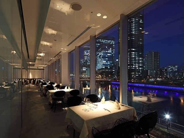 ユトゥルナ JUTURNAの写真1