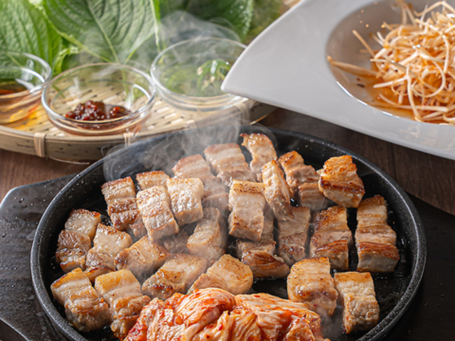 韓国料理 韓日情 難波の写真1