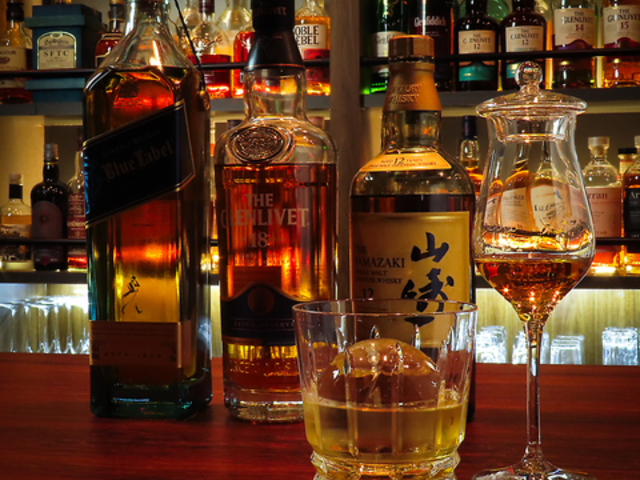 BAR MELLIA バー メリアの写真1