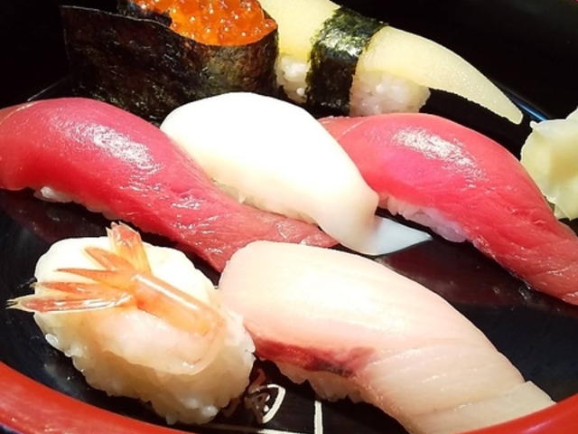 新駒寿しの写真1