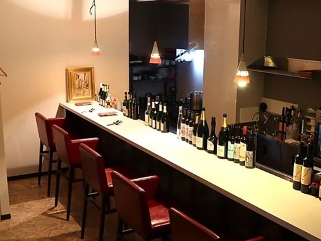 Bistrot et Vin 20区 ビストロエブァンニジュックの写真1