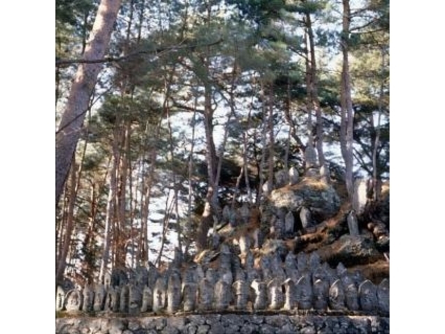 藤池の百体観音の写真1