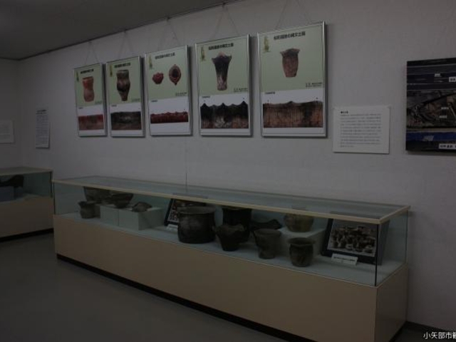 桜町JOMONパーク出土品展示室の写真1
