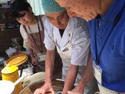 ちの旅アクティビティ「標高1100mの小さな店で豆腐づくり体験」の写真1