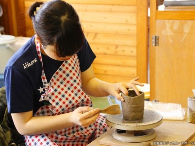 北海道メディカル・スポーツ専門学校_陶芸教室