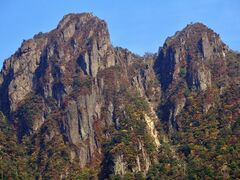 祖母・傾山系の写真1