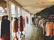 昭和の町『レトロファッション館』の写真2