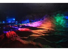 秋芳洞『光響FANTASY』の写真1
