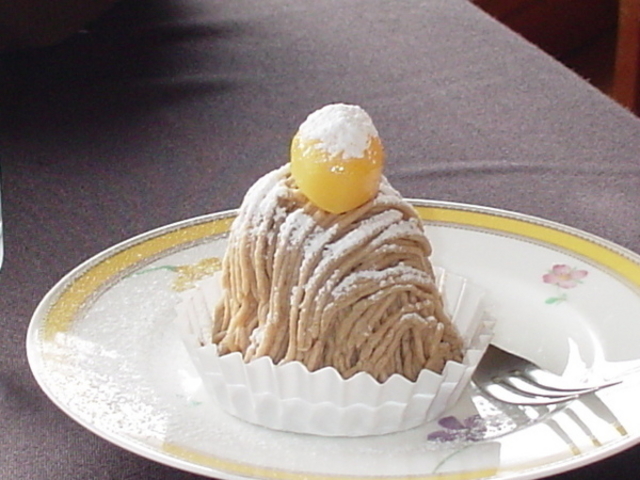 カフェ・ラパン