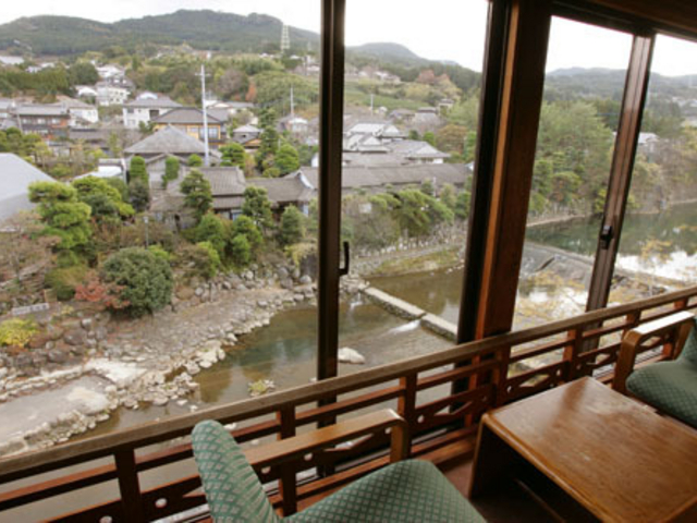嬉野河畔に佇む日本のリゾート 和多屋別荘
