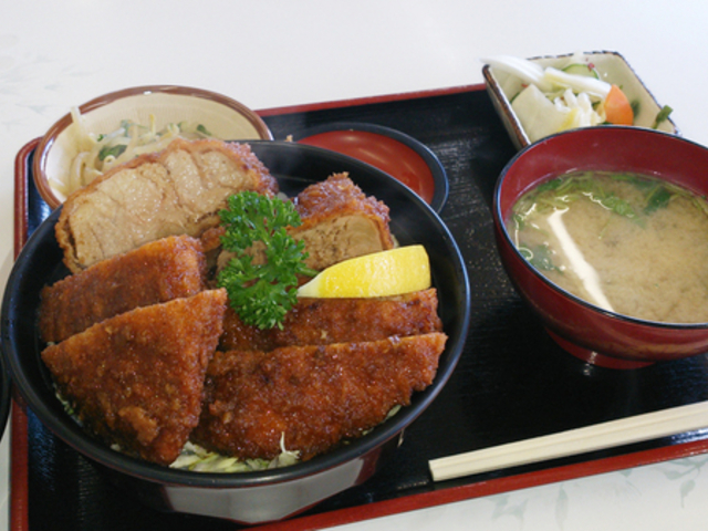 食事処成駒
