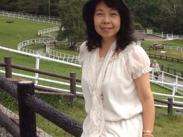 八ヶ岳連峰をバックに記念写真。
気持ち良さが、写真に浮き出てくるようです。
癒されます。_まきば公園