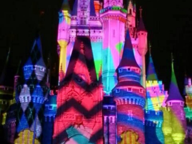 東京ディズニーランド(R)