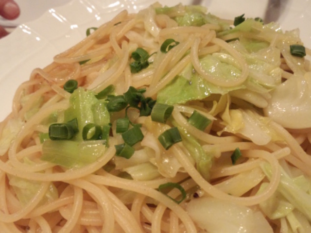 キャベツとアンチョビのパスタ_くいしんぼ五味
