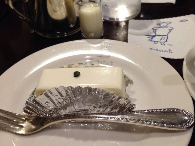 チーズケーキ_しろたえ