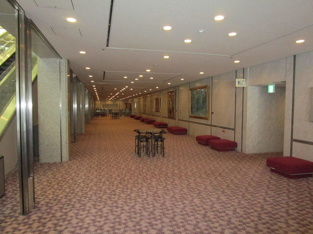 会議室通路_広島国際会議場