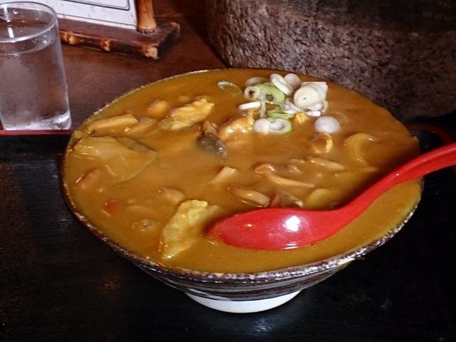 キノコカレーうどん_手打ちうどん 根岸屋