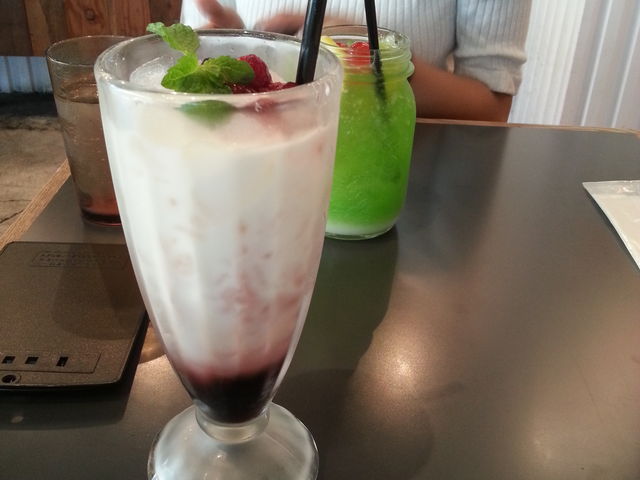 ワイアードカフェ WIRED CAFE アトレ川崎店