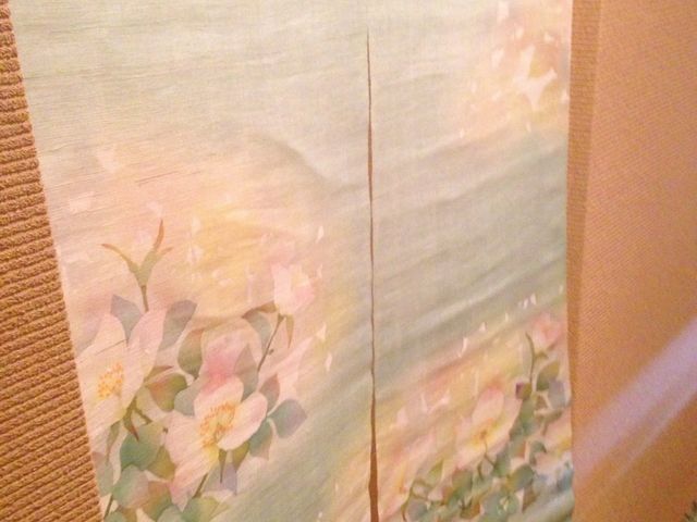 個室通路前_橘