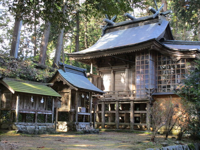 本殿_諏訪神社