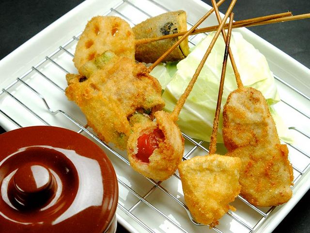 串揚げ各種 … 100円 ~ 250円_開国厨房 ぼちぼち