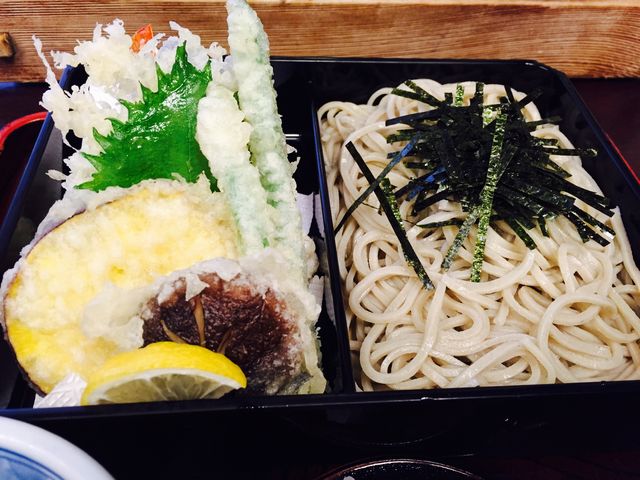 大好きな天ぷら蕎麦_そば処庄司屋 山形本店