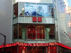kyアガタさんのユニクロ 池袋東口店への投稿写真1