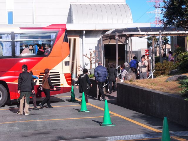観光バスが来園_グリンピア牧之原