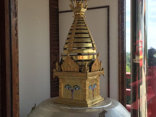 ちょっと変わった雰囲気_弘法山
