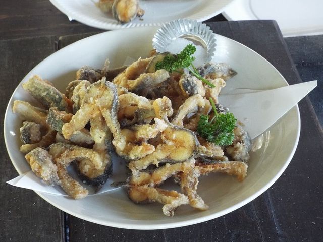 どんどん食べれる唐揚げ_黒川水産