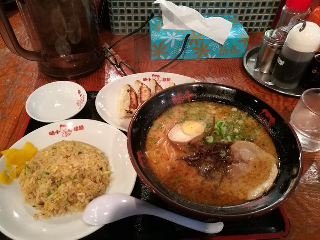 ラーメンセット_味千ラーメン 本店