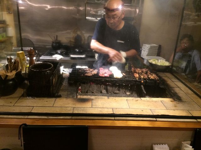 店内_つくねや べん慶
