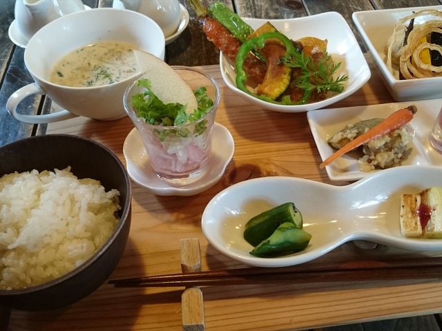 野菜の定食_創造の森・農園レストラン