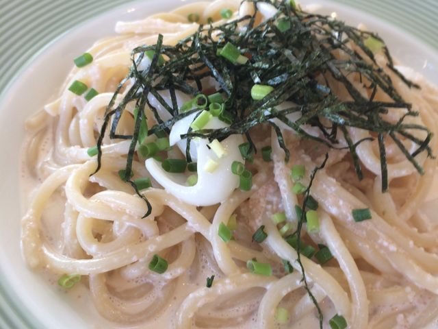 さすが福岡。明太子美味しい!モチモチ生パスタとイカと明太子の相性バツグン!_バニヤン