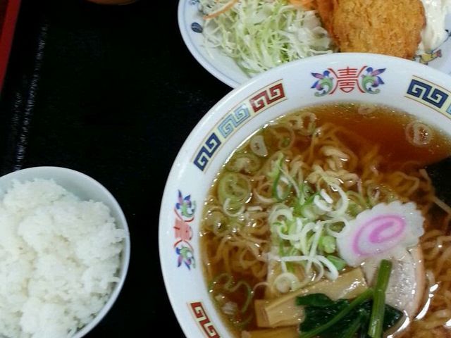 インター食堂安子島店