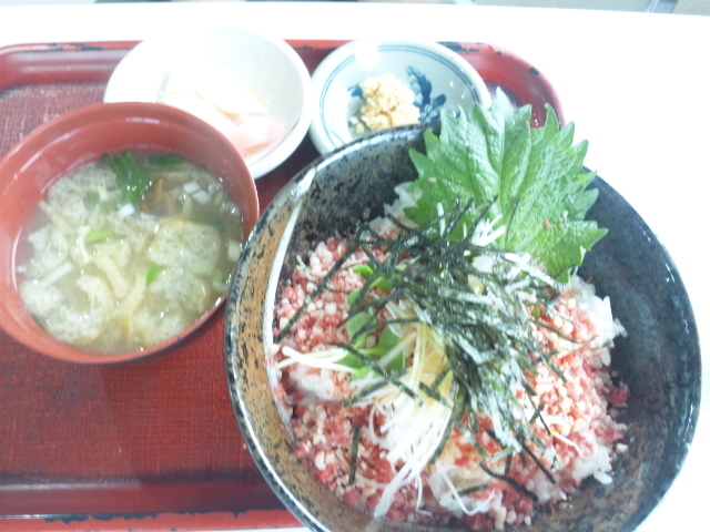 牛トロ丼_清水ドライブイン
