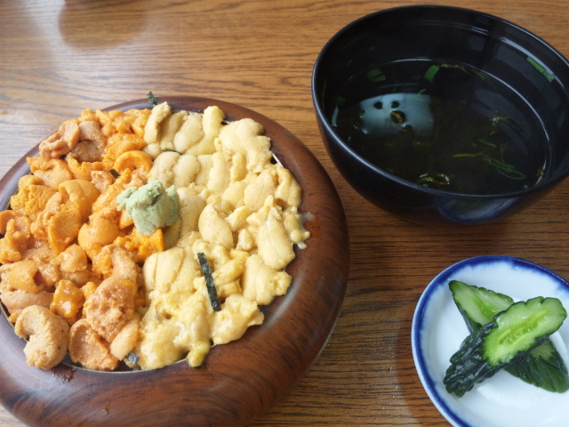 吸い物と漬物付_佐藤食堂