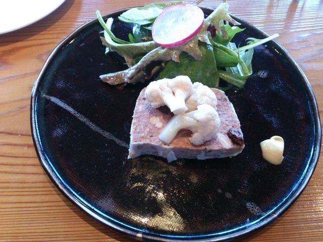 前菜のテリーヌ_西洋割烹 かるにえ