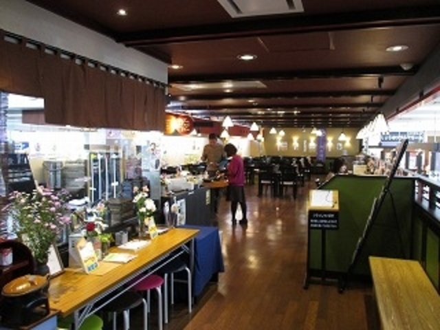お食事処 店内_安藤醸造元北浦本館