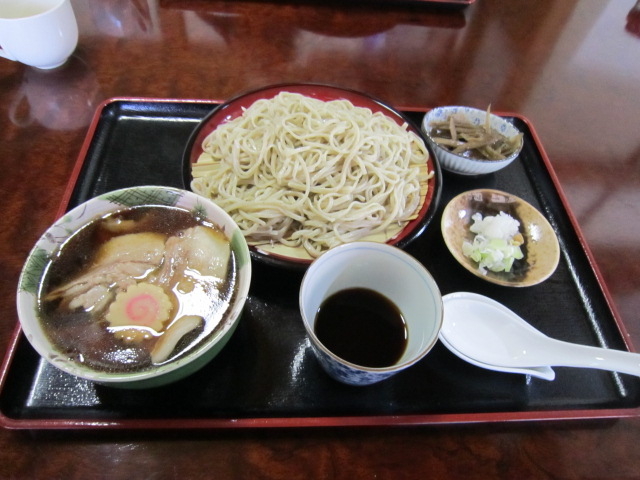 豚汁そば_蕎麦五楽亭