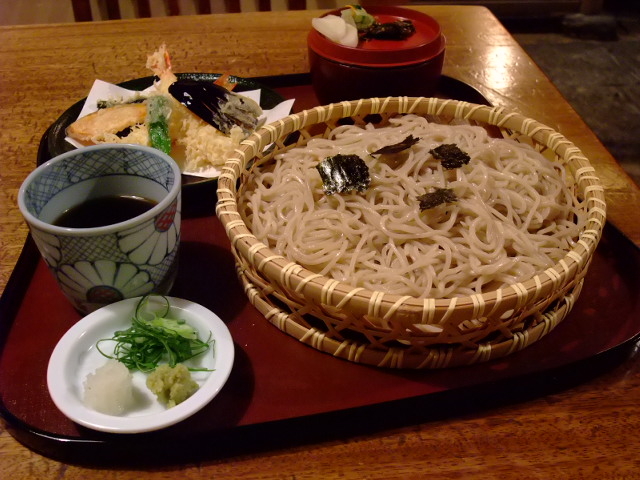 季節によっては? 地域指定 蕎麦。 シメは 蕎麦焼酎 蕎麦湯割が よろしおすえ。_京都 権太呂 本店